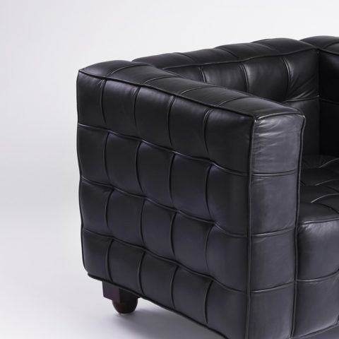 alt=“Kubus Chair - Josef Hoffman“